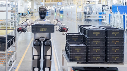 Một phiên bản của robot hình người của UBTech. Ảnh: SMCP.