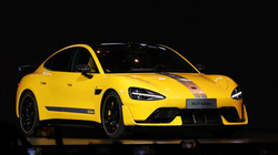 Xiaomi ra mắt mẫu xe điện mới SU7 Ultra. Ảnh: SCMP