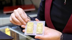 Giá vàng, giá Bitcoin. Ảnh: Pinterest