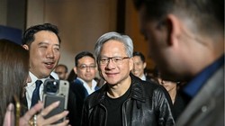 Jensen Huang của Nvidia đang ngày càng nổi tiếng khi Nvidia dẫn đầu trong lĩnh vực AI. Ảnh: Business Insider.