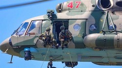 Lực lượng đặc nhiệm Nga tiếp nhận "xe tăng bay" Mi-8AMTSh-VN (Ảnh: AiF)