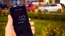 LG V30s ThinQ là bản nâng cấp đáng giá của V30. Nguồn: CNET