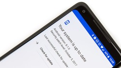 Nghiên cứu của SRL cho biết nhiều hãng sản xuất đã sửa thời điểm ngày cập nhật cuối cùng mà không phát hành các bản vá bảo mật liên quan. Nguồn: 9to5Google