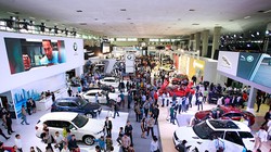 Lượng ô tô nhập khẩu vào Việt Nam giảm mạnh so với trước đó. Ảnh minh họa