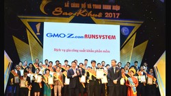 Đại diện RunSystem tại lễ trao giải.