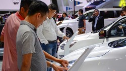 Sức mua ô tô trên thị trường giảm mạnh trong tháng 7.2017