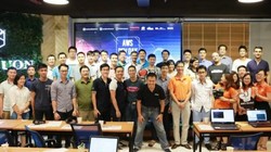 Các chuyên gia và người tham dự hội thảo