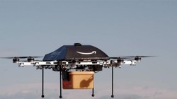 Hệ thống của chiếc UAV giao hàng cho phép kiểm soát các mảnh của nó rơi xuống địa điểm ít gây nguy hiểm cho người và công trình dưới mặt đất. Ảnh Amazon/AFP