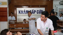 Bác sĩ BV Việt Đức cấp cứu cho bệnh nhân người Pháp bị tai nạn giao thông