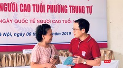 Người cao tuổi xin được GS.TS. Tạ Thành Văn – Hiệu trưởng Trường Đại học Y Hà Nội - trực tiếp tư vấn