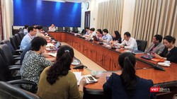 Ban Chỉ đạo phòng, chống dịch COVID-19 Trường Đại học Y Hà Nội họp, dưới sự chủ trì của GS.TS. Tạ Thành Văn -  Hiệu trưởng Trường Đại học Y Hà Nội, Trưởng Ban Chỉ đạo.