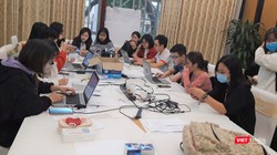 Các sinh viên Trường Đại học Y Hà Nội tham gia hỗ trợ Ban Chỉ đạo phòng, chống dịch COVID-19 của Bộ