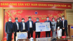 Bộ Y tế tiếp nhận 100.000 khẩu trang y tế cao cấp phục vụ chống dịch do VG Healthcare tặng