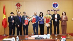 Lãnh đạo Bộ Y tế chúc mừng các cá nhân vừa được bổ nhiệm và bổ nhiệm lại