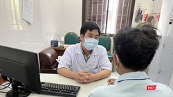 Ths. Nguyễn Thành Long tư vấn cho bệnh nhân nghiện internet