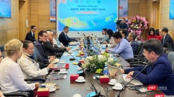 Thứ trưởng Bộ Y tế Nguyễn Thị Liên Hương đã có buổi làm việc với các nhà khoa học quốc tế và đề nghị hỗ trợ Việt Nam về phòng, chống các bệnh truyền nhiễm