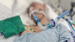 Nam sinh lớp 8 bị đánh ở sân đình Lệ Mật đã tử vong, sẽ được đưa về Phú Thọ an táng