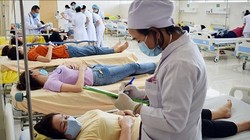 Nhiều cơ sở được cấp chứng nhận an toàn thực phẩm vẫn thu gom nguyên liệu trôi nổi