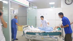 Nhiều bệnh nhân nặng được Bệnh viện Việt Đức cấp cứu từ khi bão Yagi càn quét
