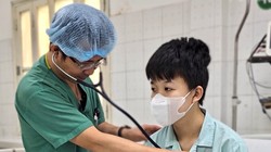 Cậu bé 14 tuổi được “tái sinh” sau ca ghép tim thành công từ ân tình của cộng đồng