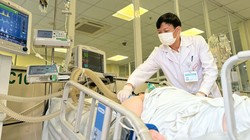 Người phụ nữ béo phì, bị xuất huyết não sau uống rượu được cứu sống ngoạn mục 