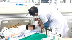 Uống paracetamol quá liều, bà cụ 72 tuổi may mắn được cứu sống 