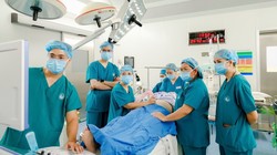 Bộ trưởng gửi Thư khen 2 bệnh viện can thiệp thành công ca dị tật tim bào thai cho sản phụ Singapore