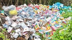 Không thể "xem thường" những đống hàng hóa bị vứt bỏ bí ẩn