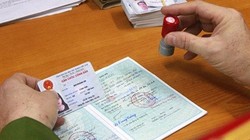 Dự án "Sản xuất, cấp và quản lý Căn cước công dân" cũng nhằm tạo điều kiện thuận lợi cho công dân trong khi thực hiện thủ tục hành chính và các giao dịch dân sự (Ảnh minh họa)