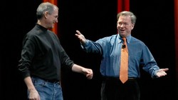 Apple, Google và thỏa thuận kiểm soát Internet