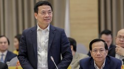 Bộ trưởng Nguyễn Mạnh Hùng