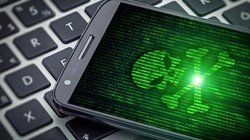 Mã độc nguy hiểm có khả năng theo dõi người dùng qua smartphone