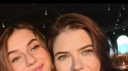 Mẹ xóa tài khoản mạng xã hội 2 triệu người theo dõi của con gái