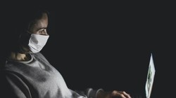 Vì sao chúng ta thích bấm nút 'share' tin giả?