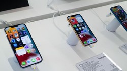 Giá iPhone 13 giảm sâu dịp cận Tết