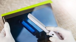 Chiếc "đũa phép UV" có khả năng tiêu diệt COVID-19 của Boeing. (Ảnh: USBiz.Directory)