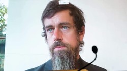 CEO Twitter thừa nhận rằng ông không tự hào về lệnh cấm này, nhưng khẳng định lệnh cấm là điều hoàn toàn đúng đắn. Ảnh: Latest News Live