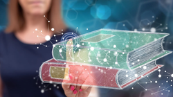 Từ bậc tiểu học đến đại học, chuyển đổi số đã ảnh hưởng đến các lớp học, cách các giáo viên tiếp cận học sinh và ngược lại. Ảnh: Hospitality News & Business Insights