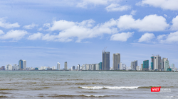 Một góc đô thị Đà Nẵng nhìn từ biển