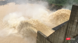 Thuỷ điện xả lũ ở Quảng Nam