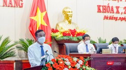 Ông Lê Trung Chinh - Chủ tịch UBND TP Đà Nẵng phát biểu giải trình tại phiên làm việc cuối của kỳ họp thứ 2 HĐND TP Đà Nẵng khóa X, diễn ra chiều ngày 12/8