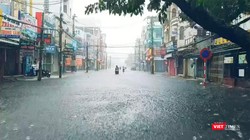 Một góc đường Lý Thái Tổ (quận Hải Châu, TP Đà Nẵng) chìm trong mưa lớn