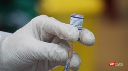 Thủ tướng yêu cầu đẩy nhanh tiêm vaccine phòng COVID-19 mũi 3, mũi 4 cho người dân