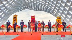 Lãnh đạo TP Đà Nẵng tại lễ khánh thành Vườn tượng công viên APEC mở rộng