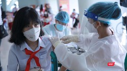 Học sinh được tiêm vaccine phòng COVID-19
