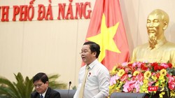 Ông Lê Minh Trung - Ủy viên Ban Thường vụ Thành ủy, Phó Bí thư Đảng đoàn, Phó Chủ tịch Thường trực HĐND TP Đà Nẵng phát biểu tại kỳ họp HĐND TP Đà Nẵng