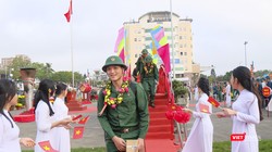 Tân binh tại lễ giao quân của quận Hải Châu, TP Đà Nẵng diễn ra sáng ngày 8/2