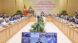 Thủ tưởng Chính phủ Phạm Minh Chính chủ trì Phiên họp thứ 5 của Ủy ban quốc gia về chuyển đổi số và tổ công tác triển khai Đề án 06 của Chính phủ tổ chức ngày 25/2 (Ảnh: VGP/Nhật Bắc)