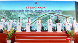 Sáng nay (8/9), UBND TP Đà Nẵng đã tổ chức lễ khởi công công trình đường ven biển nối cảng Liên Chiểu, TP Đà Nẵng.