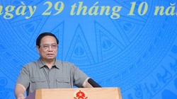 Thủ tướng Phạm Minh Chính chủ trì Hội nghị Tổng kết công tác Phòng, Chống dịch COVID-19. (Ảnh: Dương Giang/TTXVN)